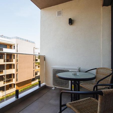 Romantic Getaway At West Residence Oradea Ngoại thất bức ảnh